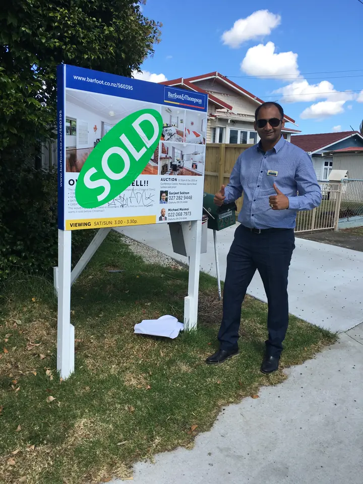 SOLD at auction, December 2015, marketed by Gurjeet Sekhon & Michael Moimoi