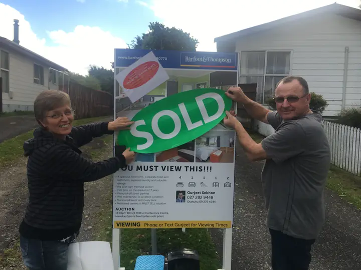 SOLD: “You must view this!!!”, 1014 sqm freehold section, auction October 2016